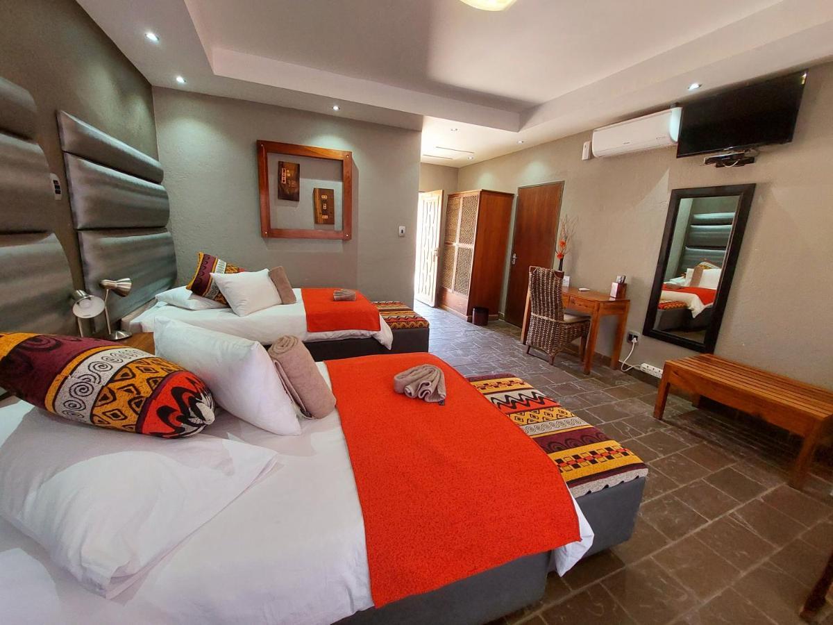 Opuwo Country Lodge Exterior photo