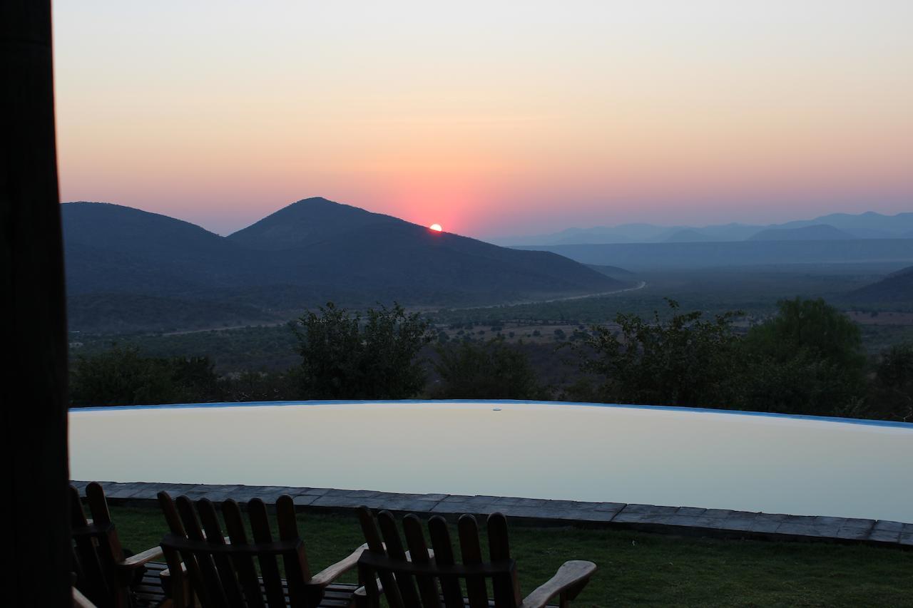 Opuwo Country Lodge Exterior photo