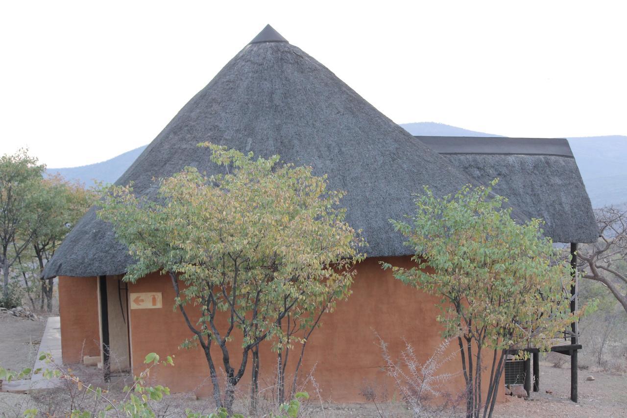 Opuwo Country Lodge Exterior photo